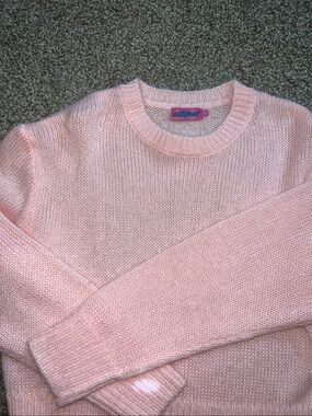 Edikted Women's Pink Crewneck Sweater - Soft Knit Pullover